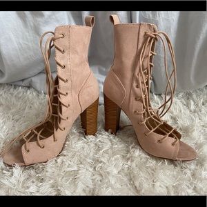 Lace-up Lulus Heels